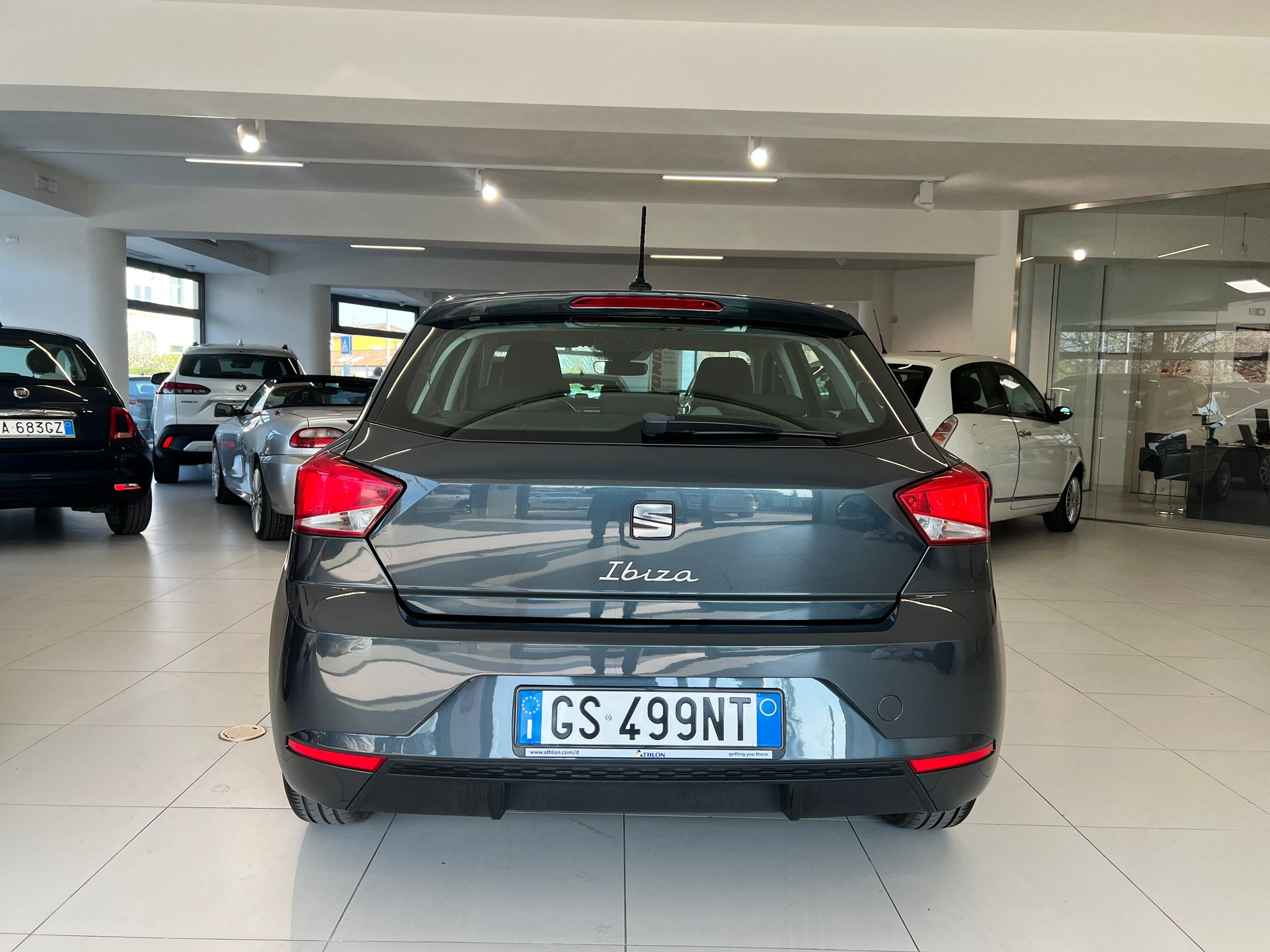 SEAT IBIZA