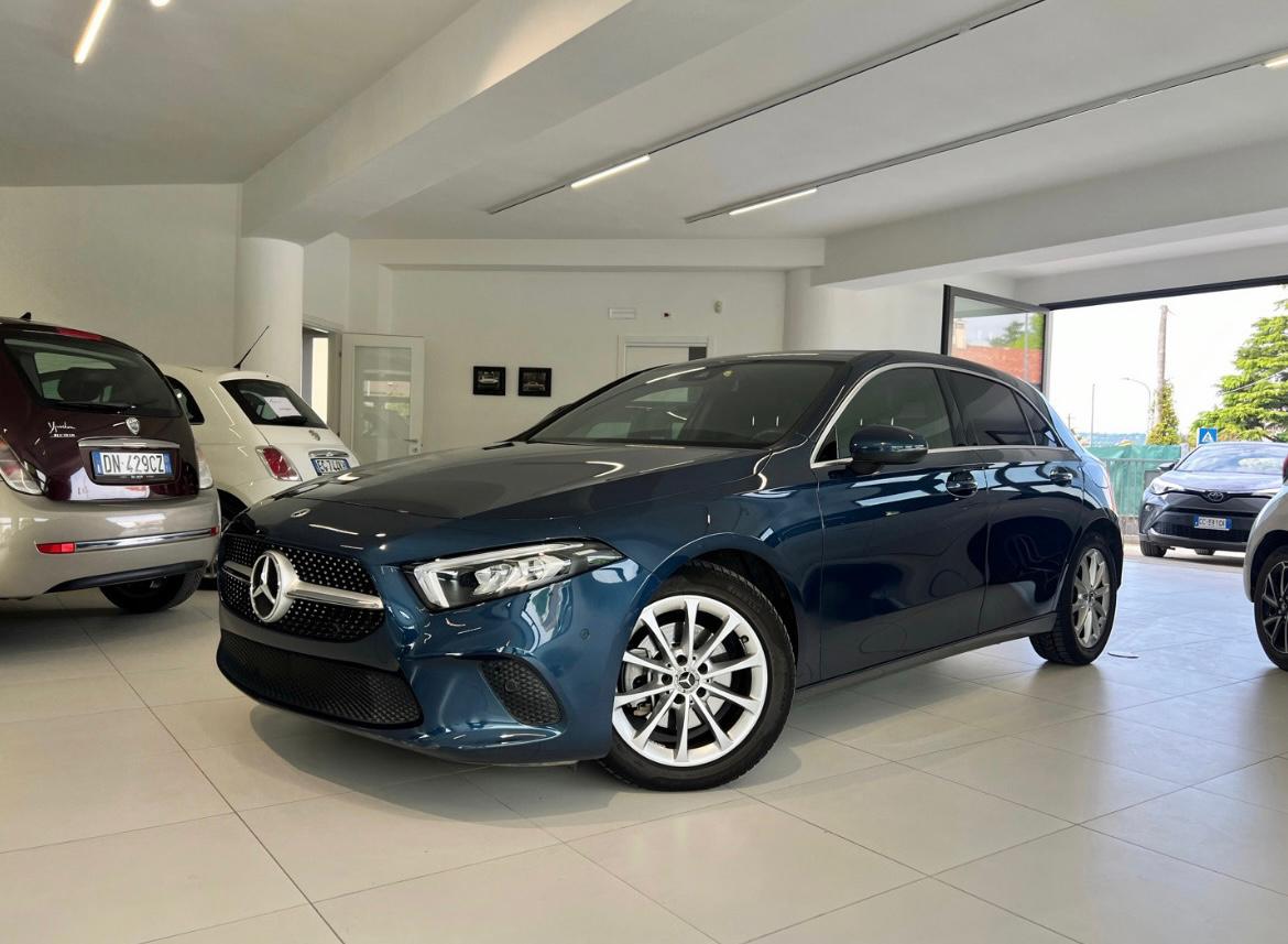 Mercedes-Benz A 200 D