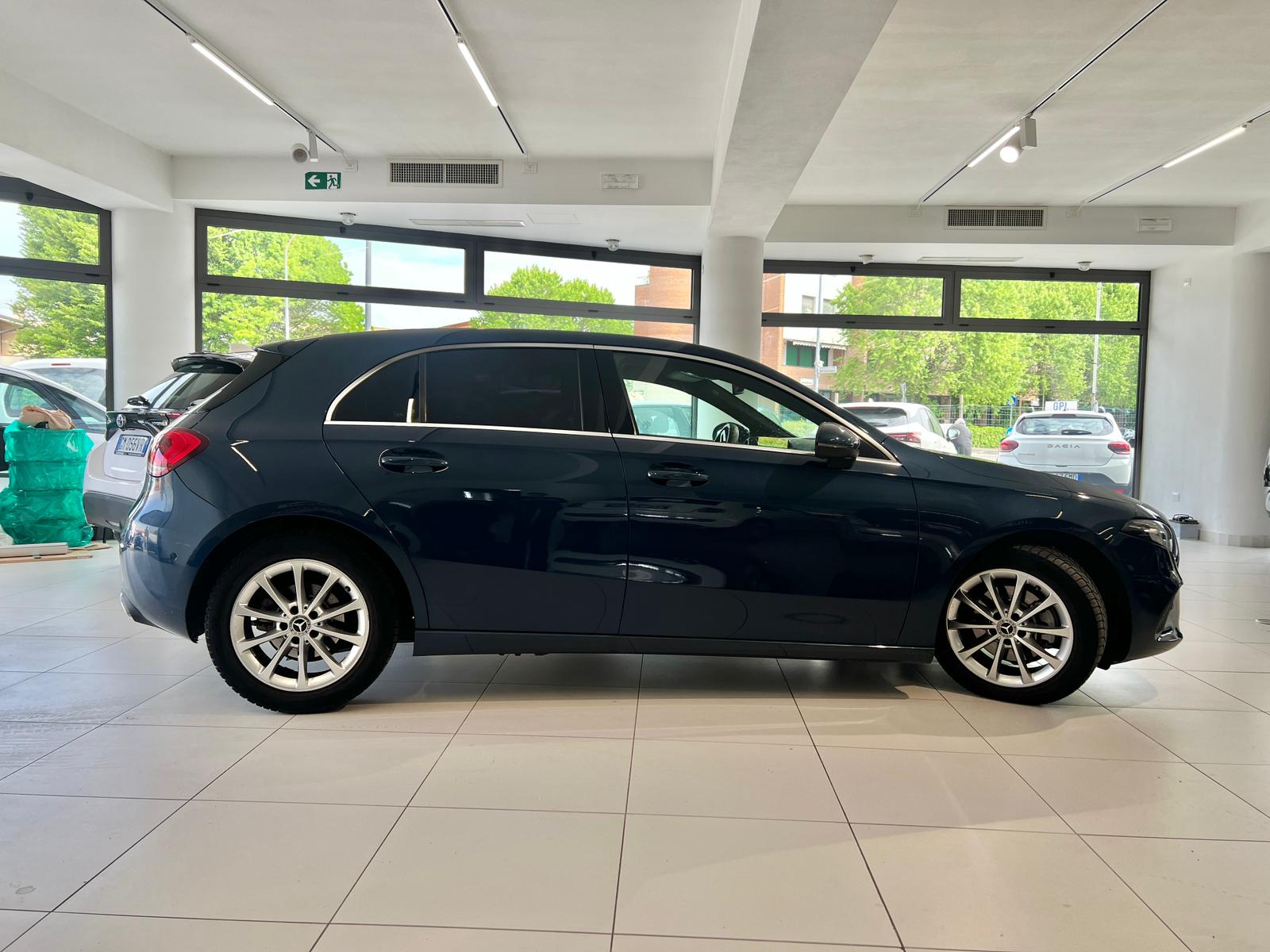 Mercedes-Benz A 200 D