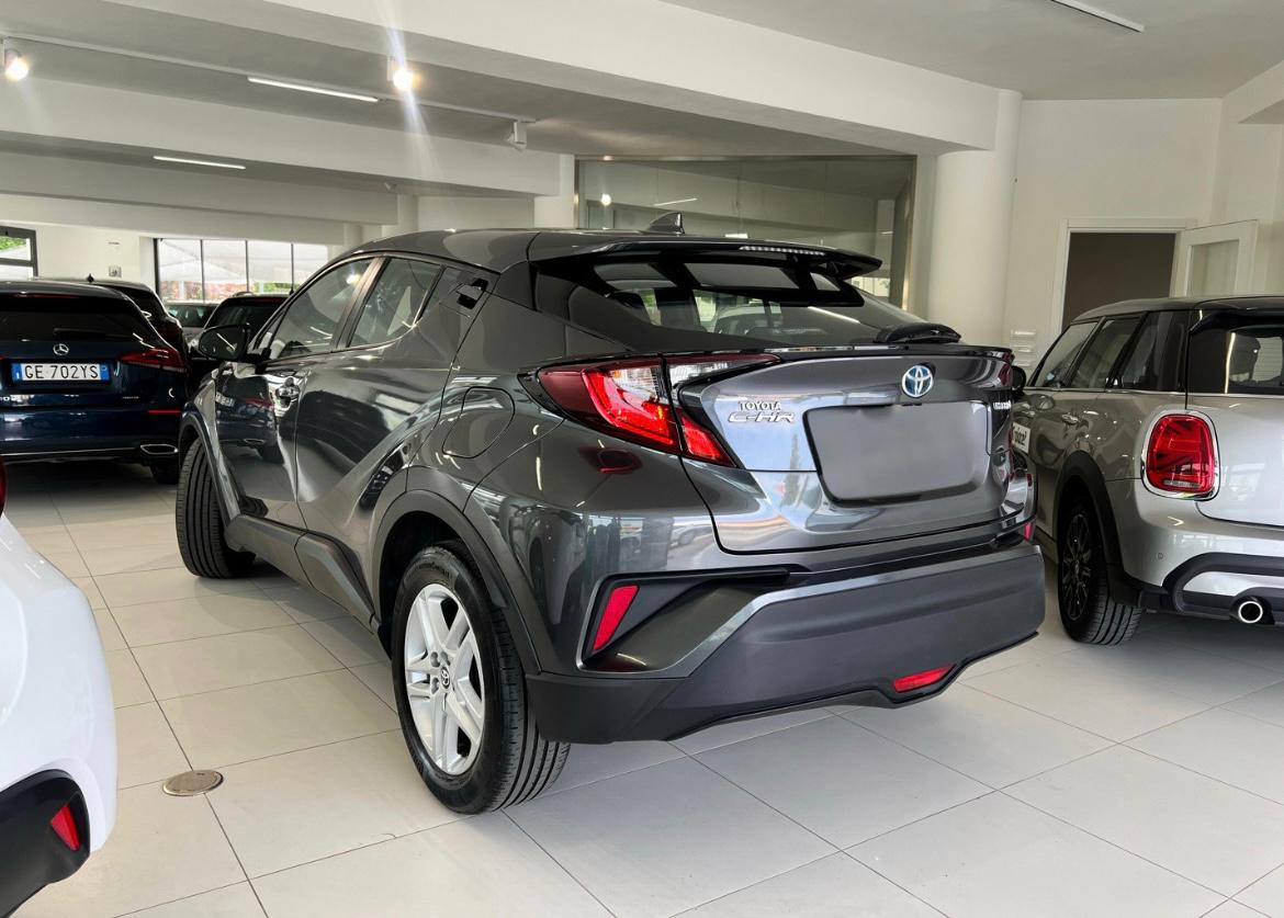 TOYOTA CHR