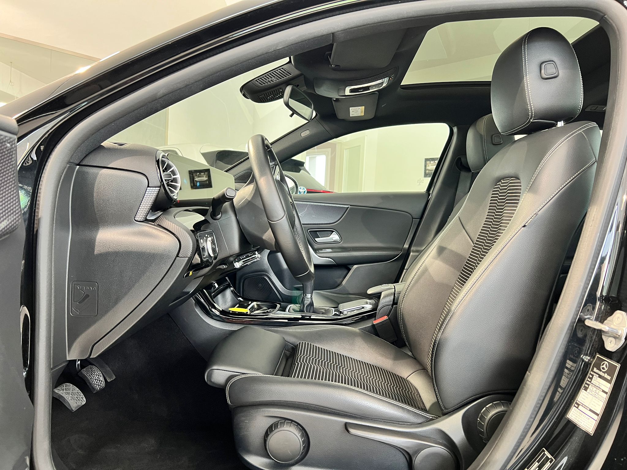 Mercedes-Benz A180