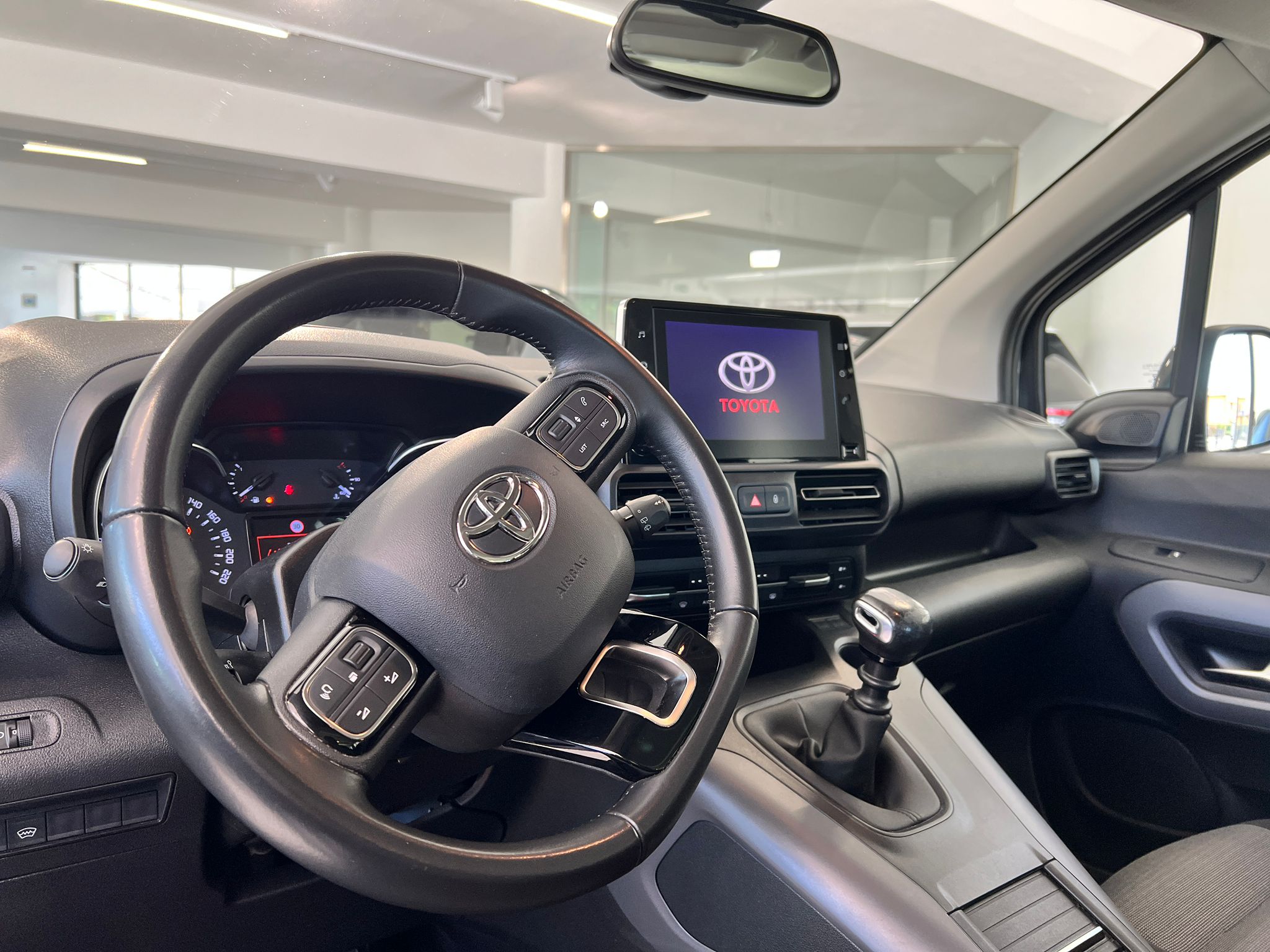 TOYOTA PROACE CITY VERSO