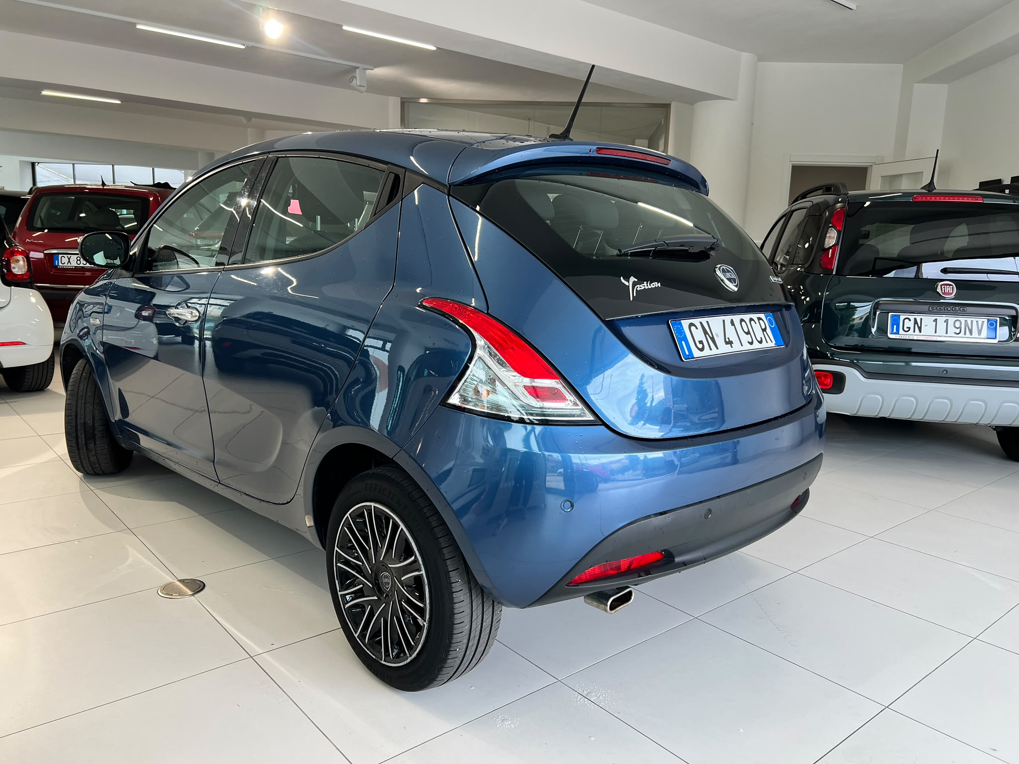 LANCIA YPSILON