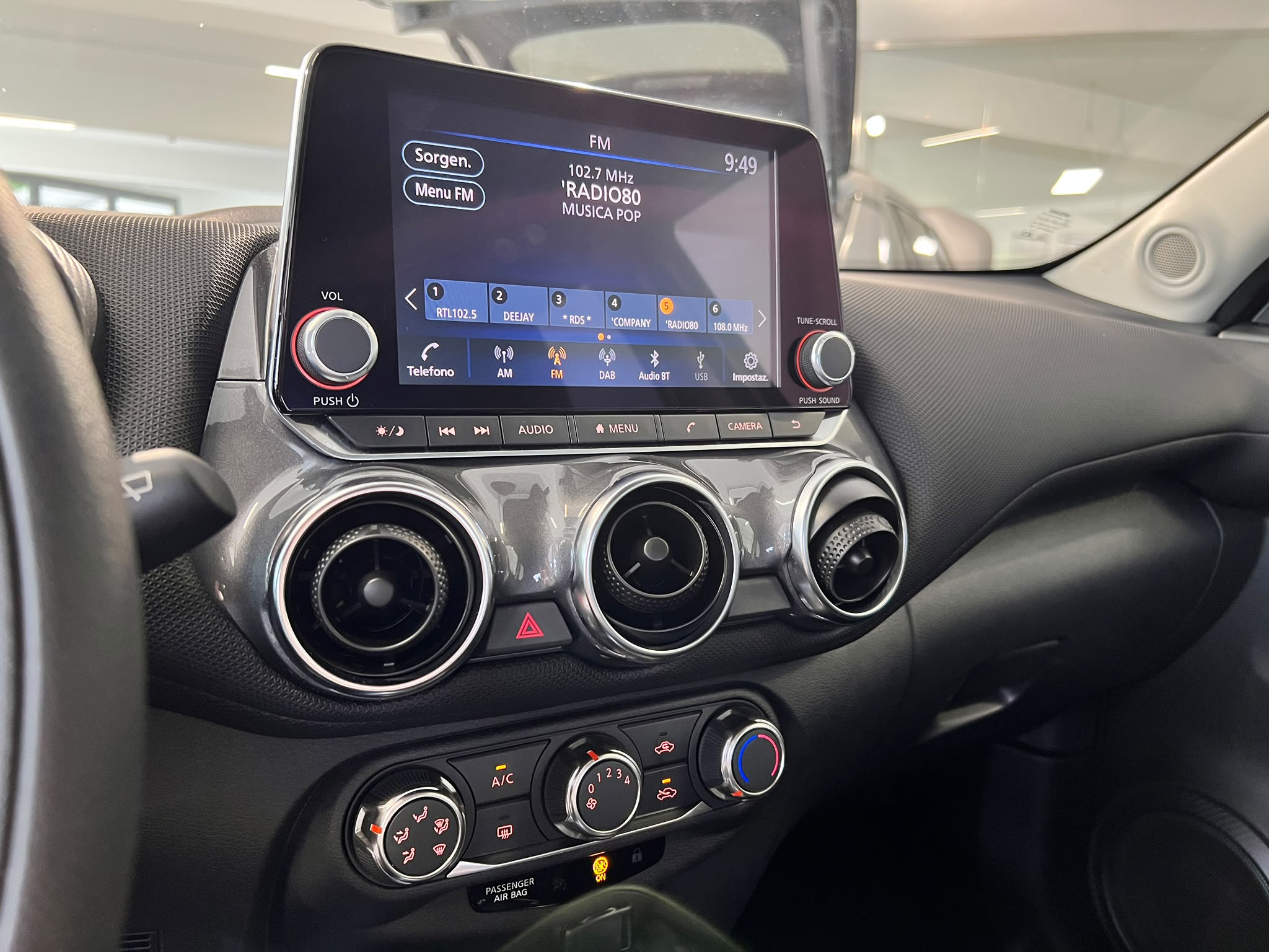 NISSAN JUKE