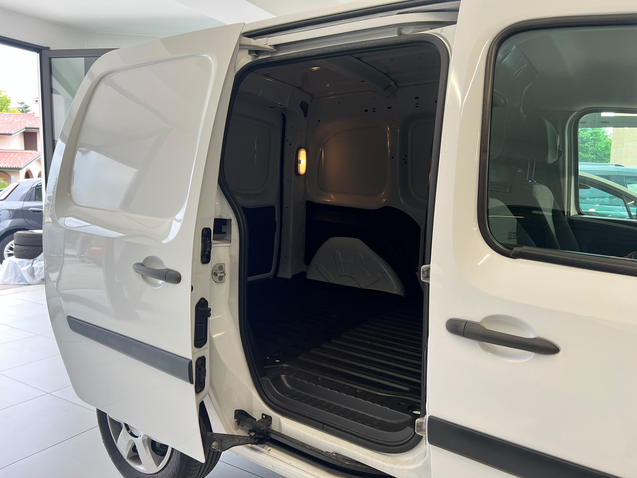 RENAULT KANGOO